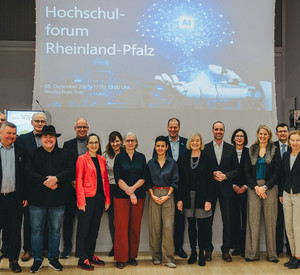 Teilnehmerinnen und Teilnehmer des Hochschulforums Rheinland-Pfalz